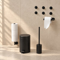 5-teiliges schwarzes WC-Set - Selbstklebender Ersatzrollenhalter & wandmontierter Ersatzrollenhalter für 3 Rollen - WC-Bürstenhalter, Mülleimer & Wandhaken